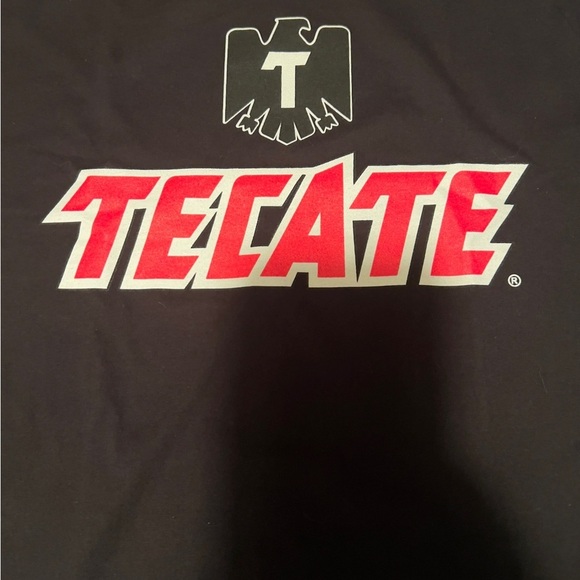 NWOT Cerveza Tecate Mexican Beer Brewery Logo Souvenir Black SS T Shirt Size L - Picture 4 of 5